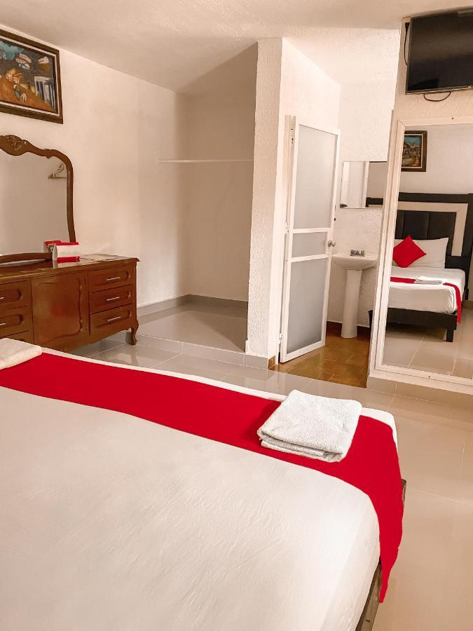 Hotel Hacienda Ixtlan Cozumel Esterno foto