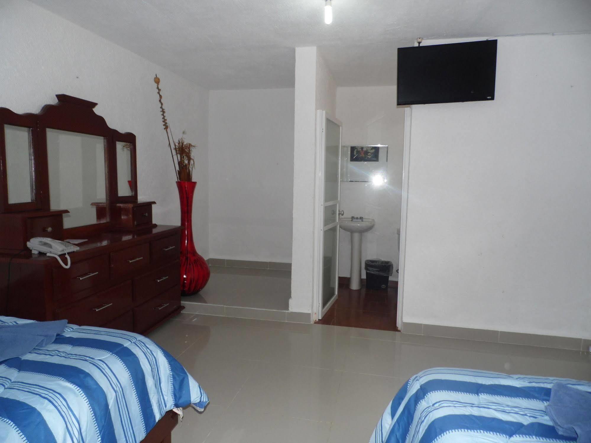 Hotel Hacienda Ixtlan Cozumel Esterno foto