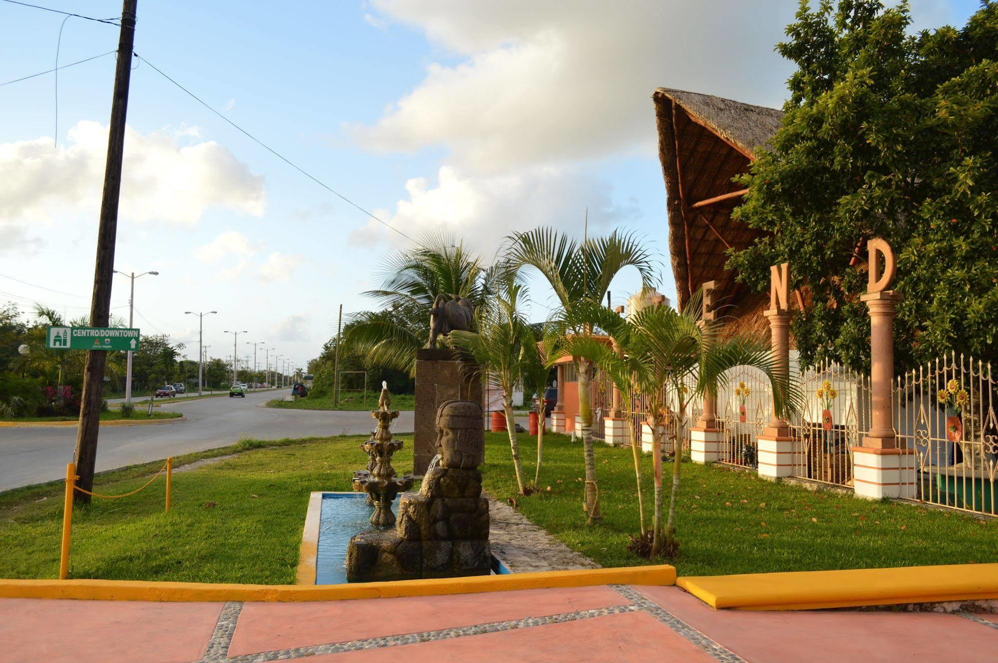 Hotel Hacienda Ixtlan Cozumel Esterno foto